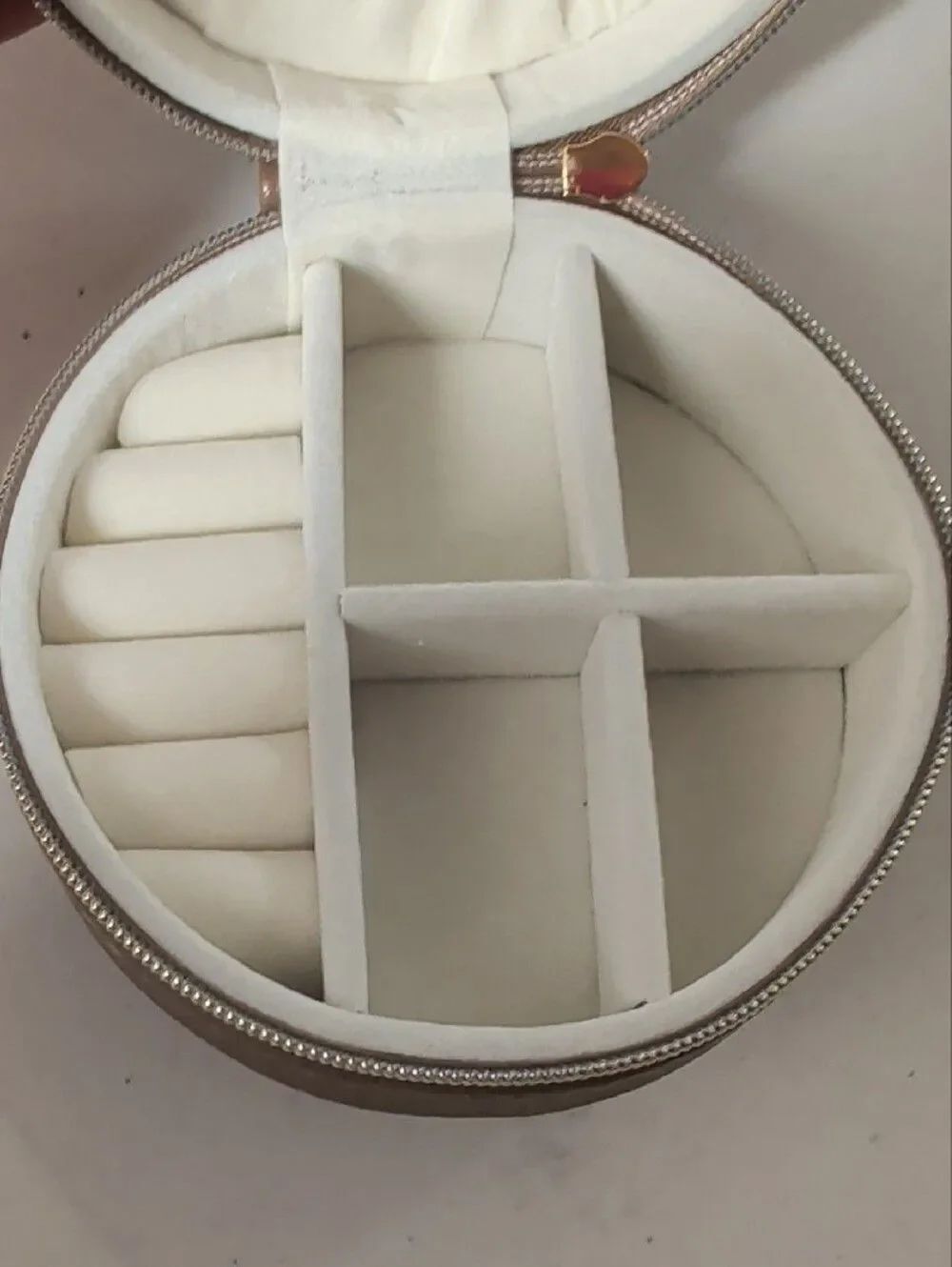 Round Taupe Travel Jewelry Case with Gold Zipper - Picture 5 of 5